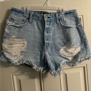 Abercrombie & Fitch Annie High Rise Short